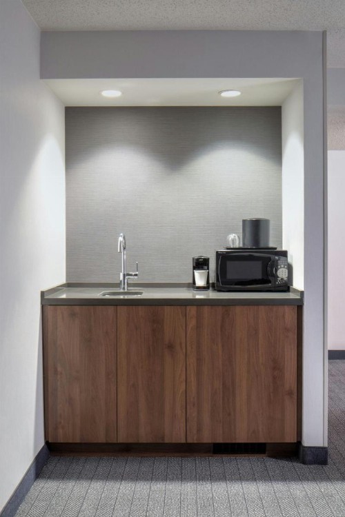 Courtyard by Marriott Chicago Downtown/River North - image 19