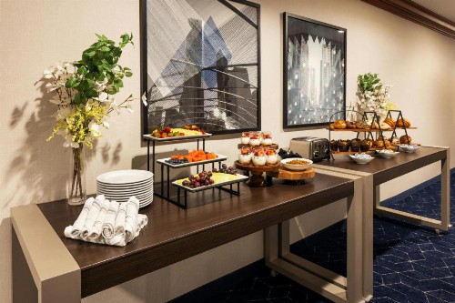 Courtyard by Marriott Chicago Downtown/River North - image 3