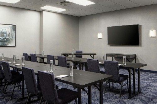Courtyard by Marriott Chicago Downtown/River North - image 34