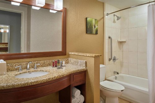 Chicago Marriott Midway - image 13