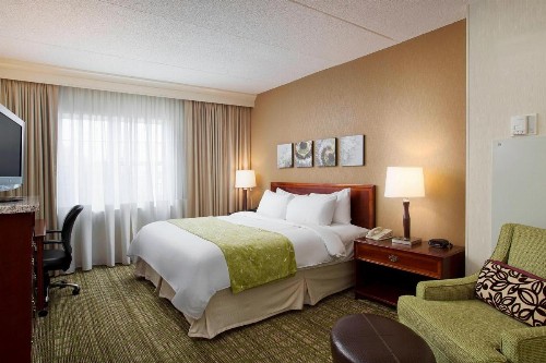 Chicago Marriott Midway - image 18