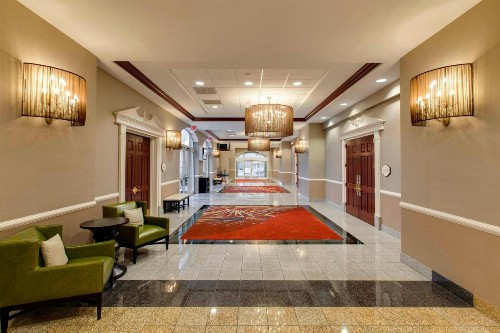 Chicago Marriott Midway - image 21
