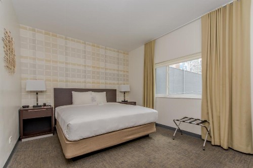 Ohio House Motel - image 23
