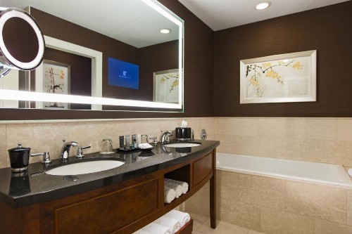 JW Marriott Chicago - image 30