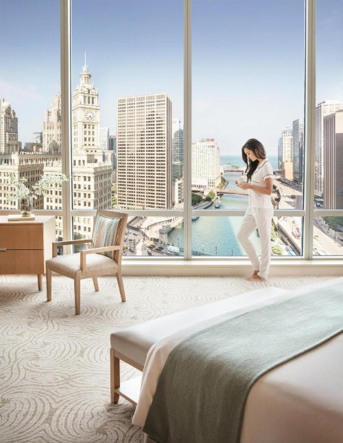 Trump International Hotel & Tower Chicago - image 9