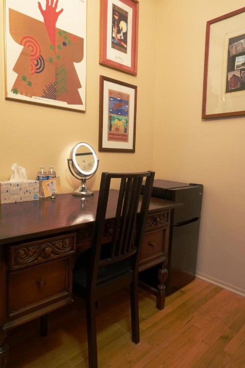 Ray's Bucktown Bed and Breakfast - image 28