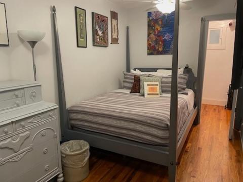 Ray's Bucktown Bed and Breakfast - image 5