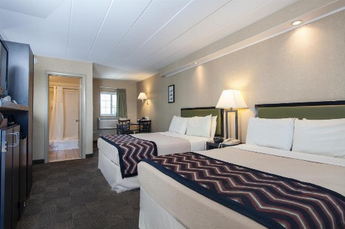 Carlton Inn Midway - image 11