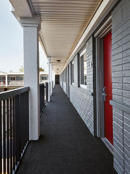 Carlton Inn Midway - image 16