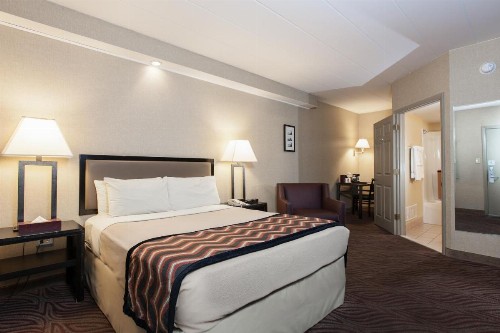 Carlton Inn Midway - image 4
