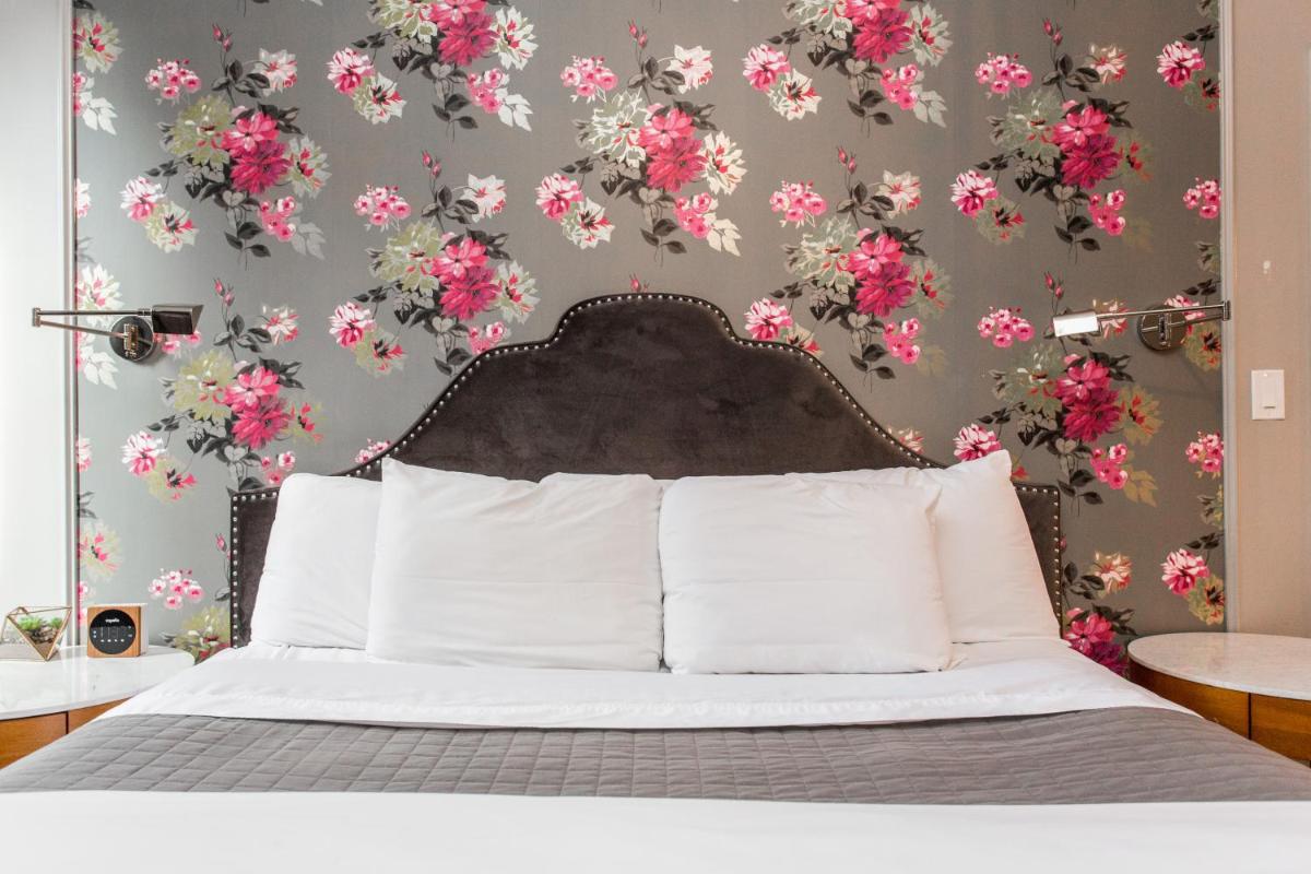 Wicker Park Inn - image 6