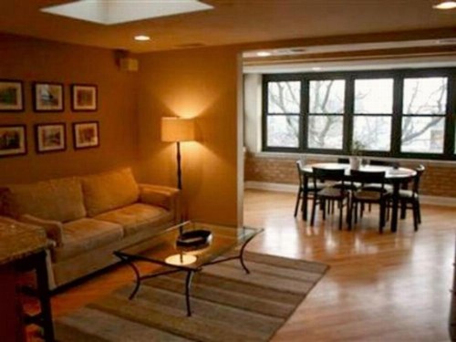 Roscoe Village Guesthouse - image 34