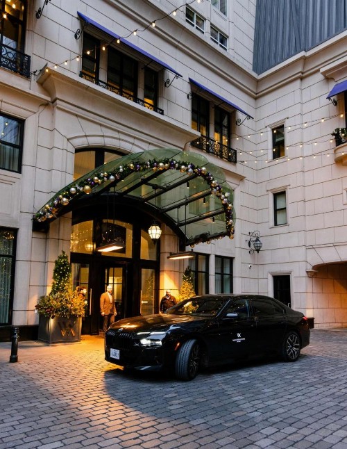 Waldorf Astoria Chicago - image 5