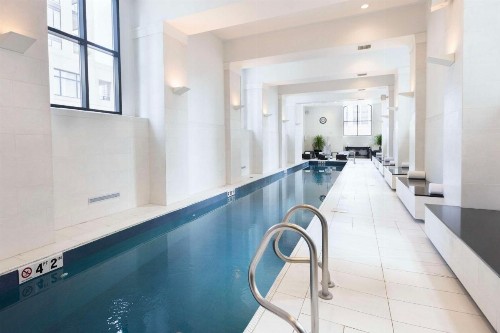 Waldorf Astoria Chicago - image 7