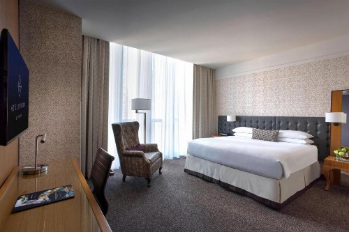 Hotel Chicago Downtown Autograph Collection - image 11