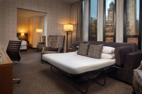 Hotel Chicago Downtown Autograph Collection - image 17