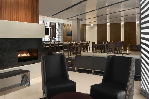 Hotel Chicago Downtown Autograph Collection - image 7