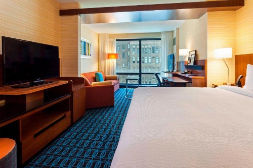 Fairfield Inn and Suites Chicago Downtown-River North - image 31