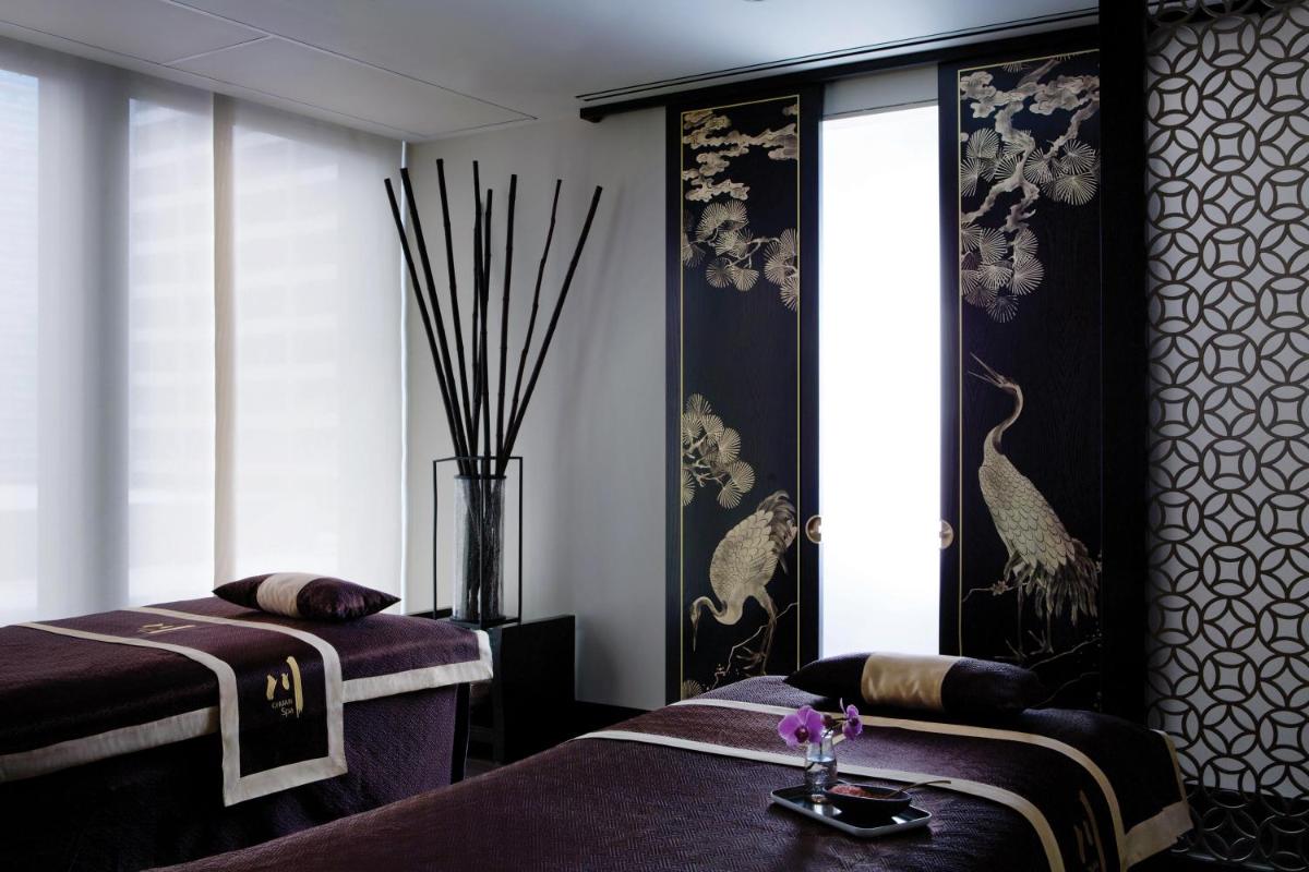 The Langham Chicago - image 3