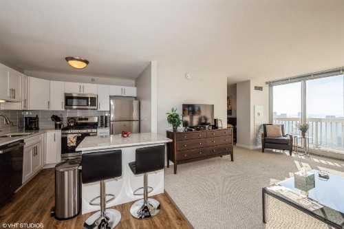 The Penthouse at Grand Plaza - image 18