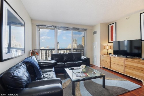 The Penthouse at Grand Plaza - image 22