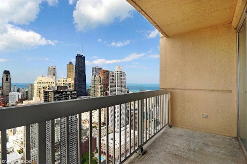 The Penthouse at Grand Plaza - image 28