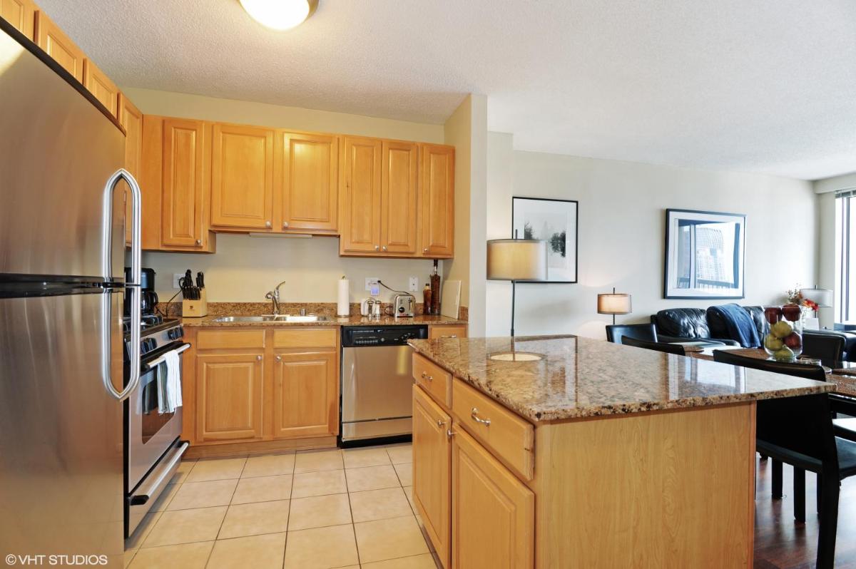 The Penthouse at Grand Plaza - image 3