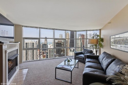 The Penthouse at Grand Plaza - image 7