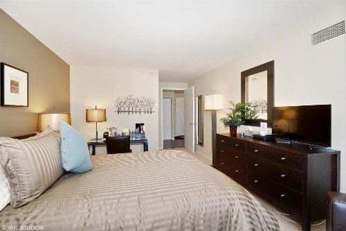 The Penthouse at Grand Plaza - image 8