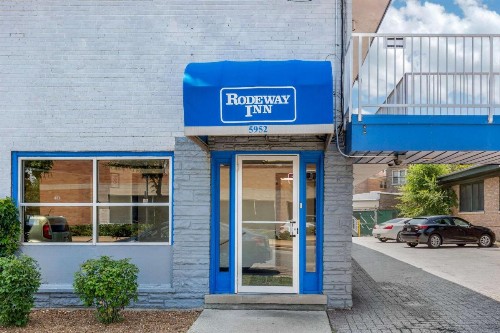 Rodeway Inn Chicago - image 15