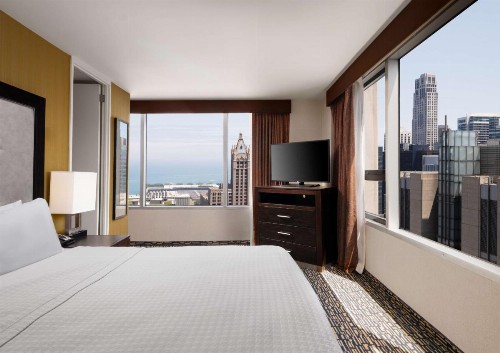 Homewood Suites Chicago Downtown - Magnificent Mile - image 16
