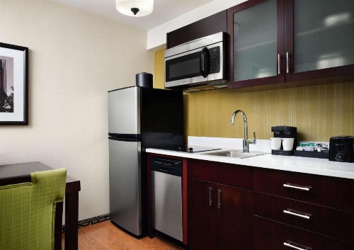 Homewood Suites Chicago Downtown - Magnificent Mile - image 25