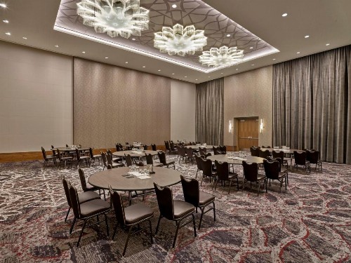 Loews Chicago Hotel - image 45