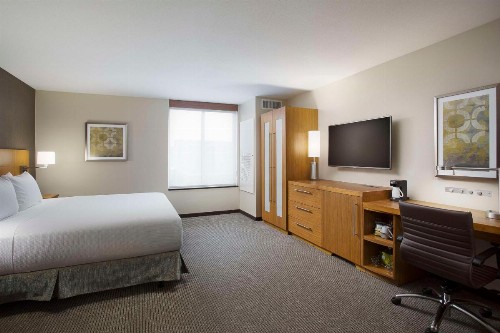 Hyatt Place Chicago Midway Airport - image 13