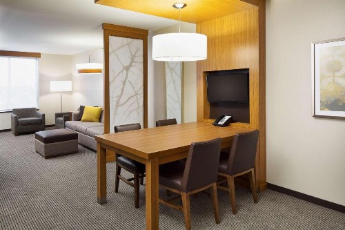 Hyatt Place Chicago Midway Airport - image 48