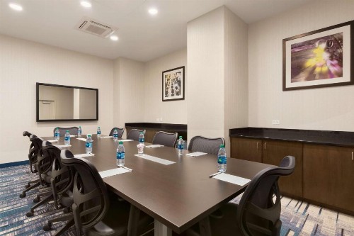 Hampton Inn Chicago Downtown/N Loop/Michigan Ave - image 24