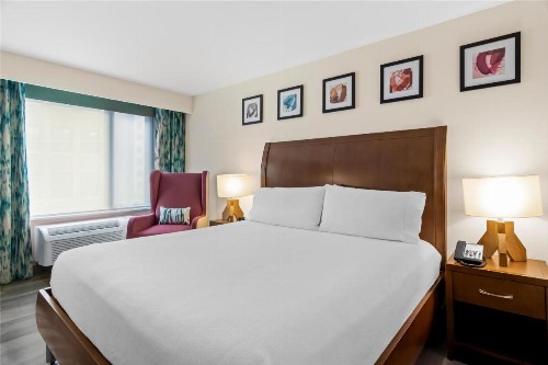 Hilton Garden Inn Chicago Downtown Riverwalk - image 23