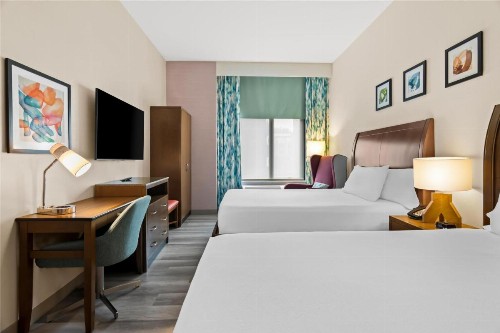 Hilton Garden Inn Chicago Downtown Riverwalk - image 25