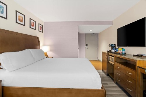 Hilton Garden Inn Chicago Downtown Riverwalk - image 35