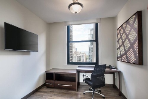 Residence Inn by Marriott Chicago Downtown/Loop - image 23