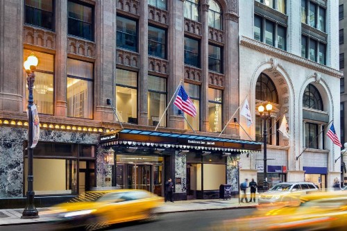 Residence Inn by Marriott Chicago Downtown/Loop - image 3
