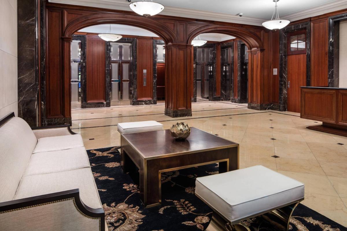 Residence Inn by Marriott Chicago Downtown/Loop - image 5