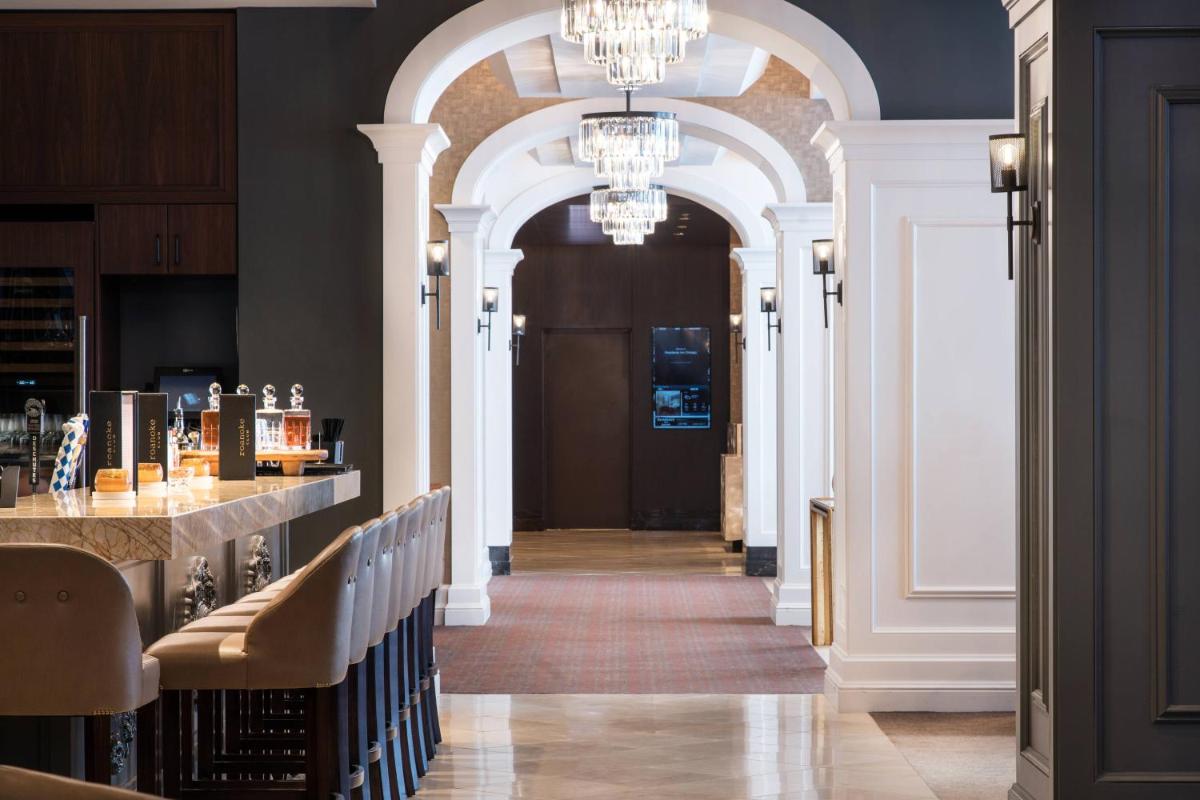 Residence Inn by Marriott Chicago Downtown/Loop - image 6