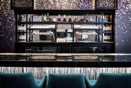 LondonHouse Chicago Curio Collection by Hilton - image 30