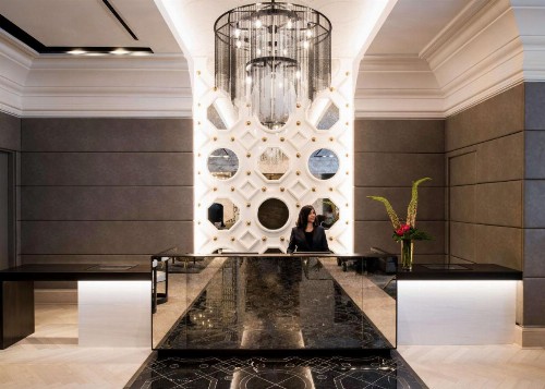 LondonHouse Chicago Curio Collection by Hilton - image 37
