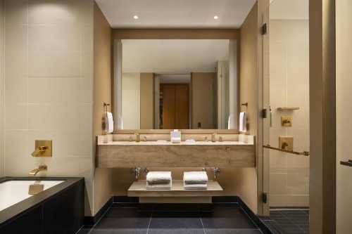 Conrad Chicago - image 3