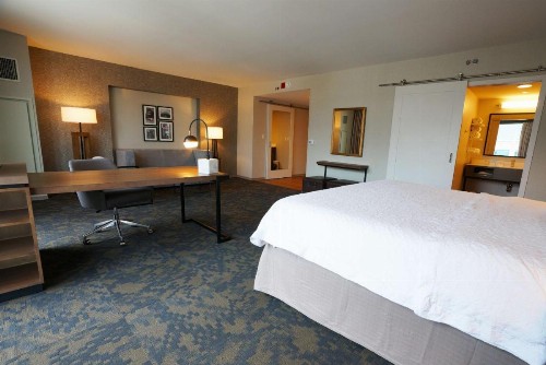 Hampton Inn by Hilton Chicago Downtown West Loop - image 22