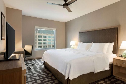 Homewood Suites by Hilton Chicago Downtown West Loop - image 13
