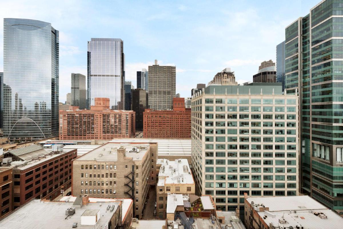 Homewood Suites by Hilton Chicago Downtown West Loop - image 2