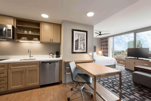 Homewood Suites by Hilton Chicago Downtown West Loop - image 16